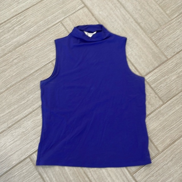 Athleta outbound tank - Picture 3 of 4